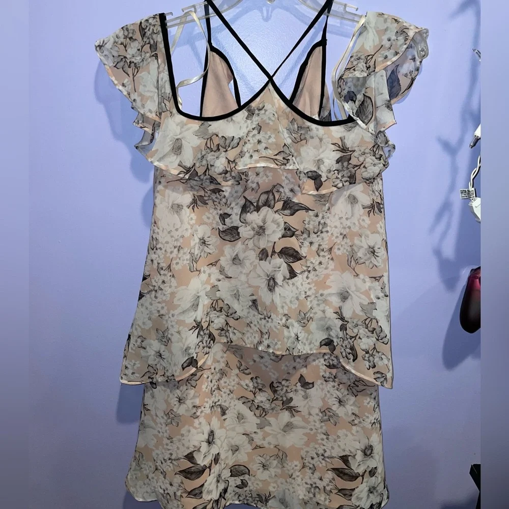 NWT BCBG Eneration - Women’s XXS -Rose Smoke Comb Floral Off the shoulder Dress - Picture 6 of 9